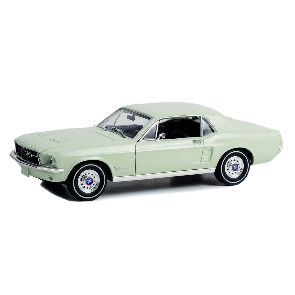 1967 Ford Mustang Coupé 1/18 Modelo de escala