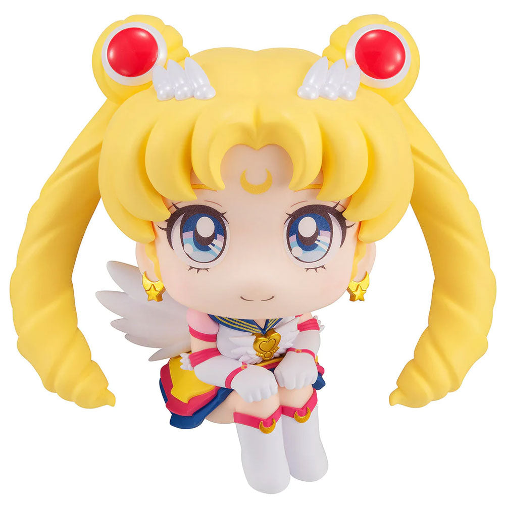 Spójrz na figurę kosmosu Sailor Moon